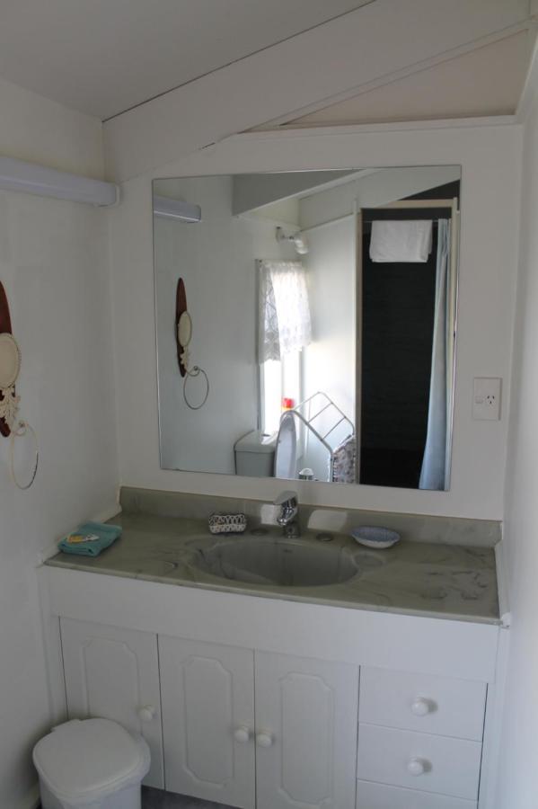 Brockies B N B Bed and Breakfast Rawene Buitenkant foto